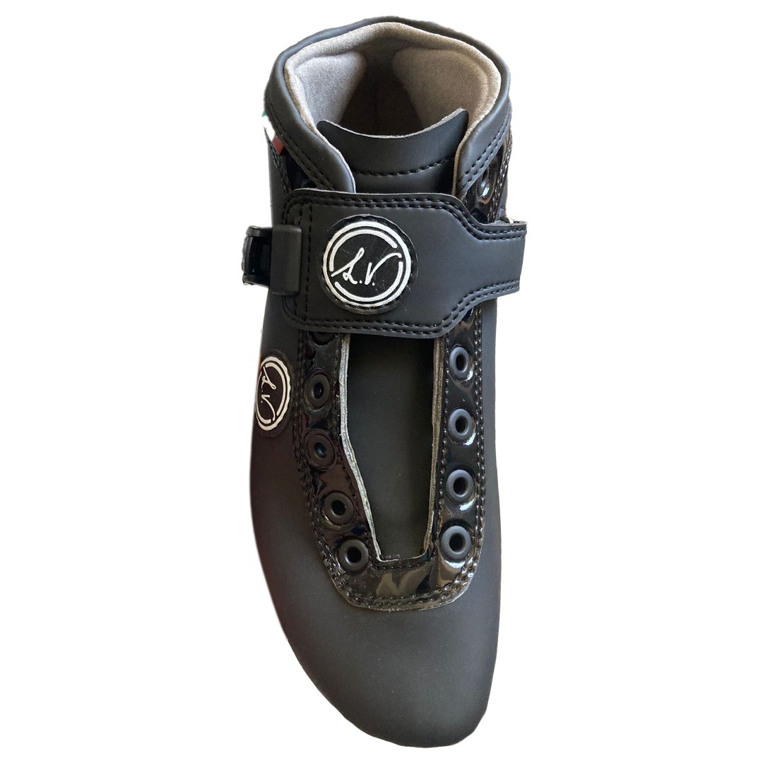 Luigino Verducci L2 Black Skate Boots