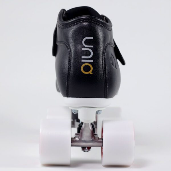 UniQ Era Roller Skate Package
