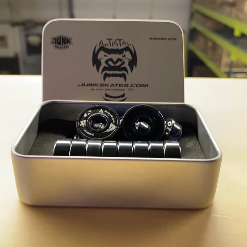 Junk Antistasi Skate Bearings (16 Pack)
