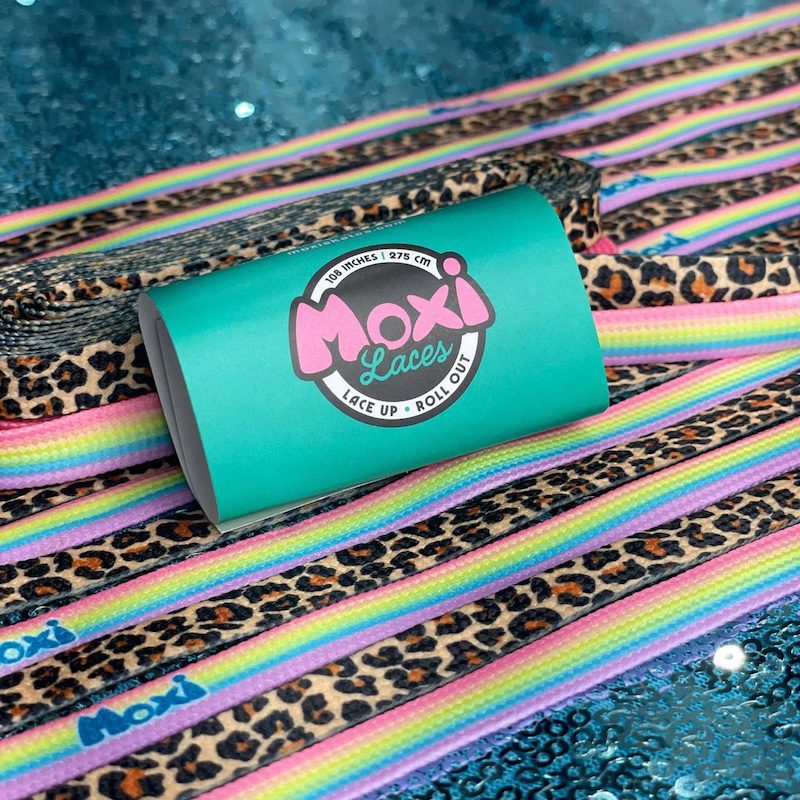 Moxi x Derby Laces